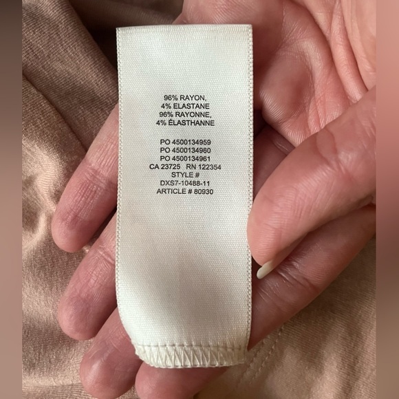 🔥4/$20 Wilfred Free Tank Top - Picture 8 of 8